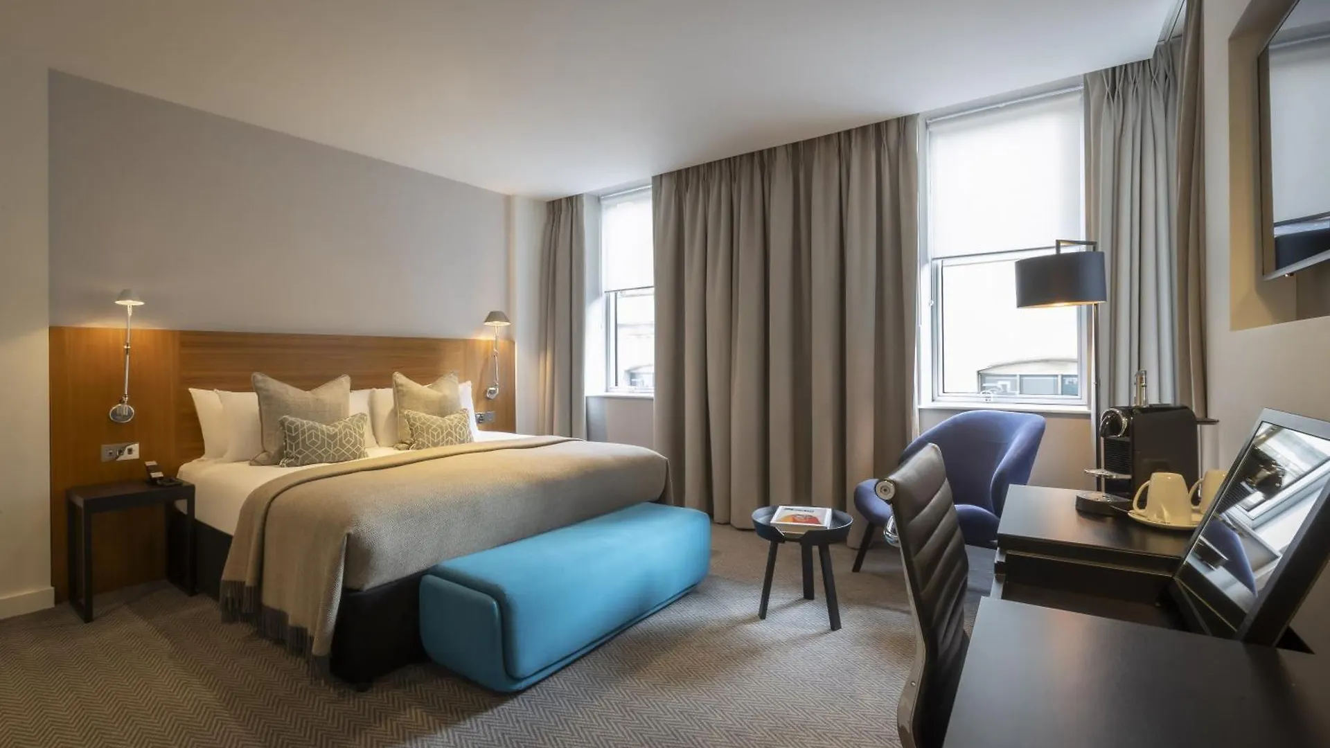 Clayton Hotel London Wall 4*,